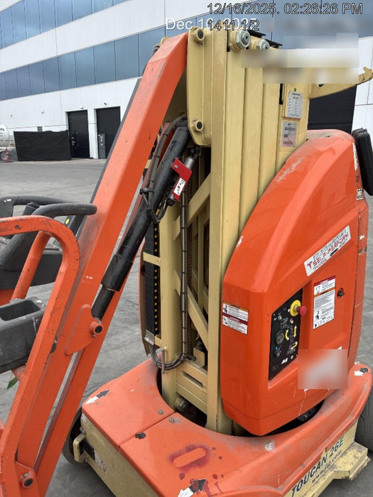 2020 JLG T26E