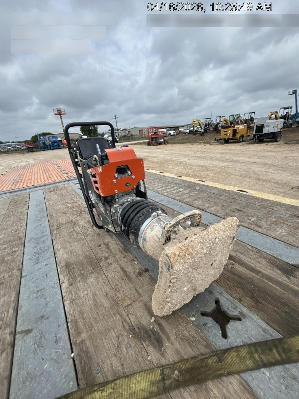 2026 HUSQVARNA LT6005