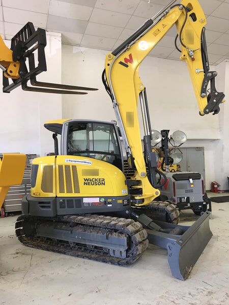 Wacker Neuson ET90 Enclosed Cab, Hybrid Tracks, Long Dipperstick,  Bucket