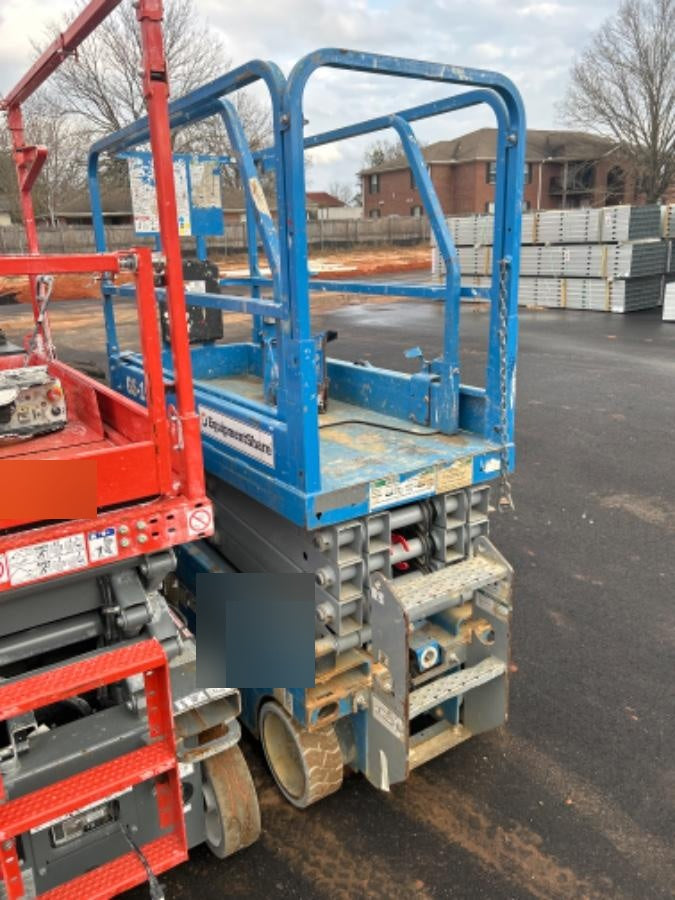 2019 Genie GS-1930 Fixed rails with chain Entry