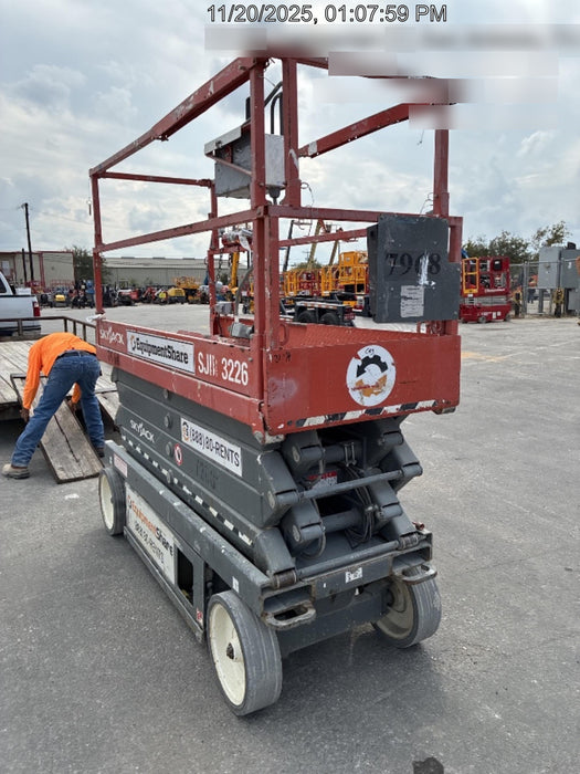 2018 SKYJACK SJIII-3226