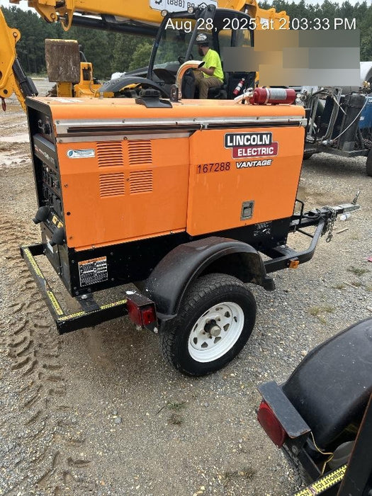 2021 Lincoln Electric Vantage 322 Vantage 322 Ready Pak 3 w/ Decals, ORANGE (includes trailer, cable rack, fender light kit) NO Telematics
