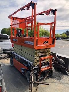 2021 JLG ES1932