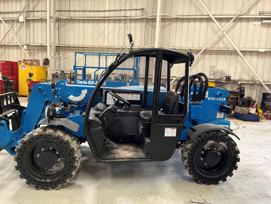 2023 GENIE GTH-5519