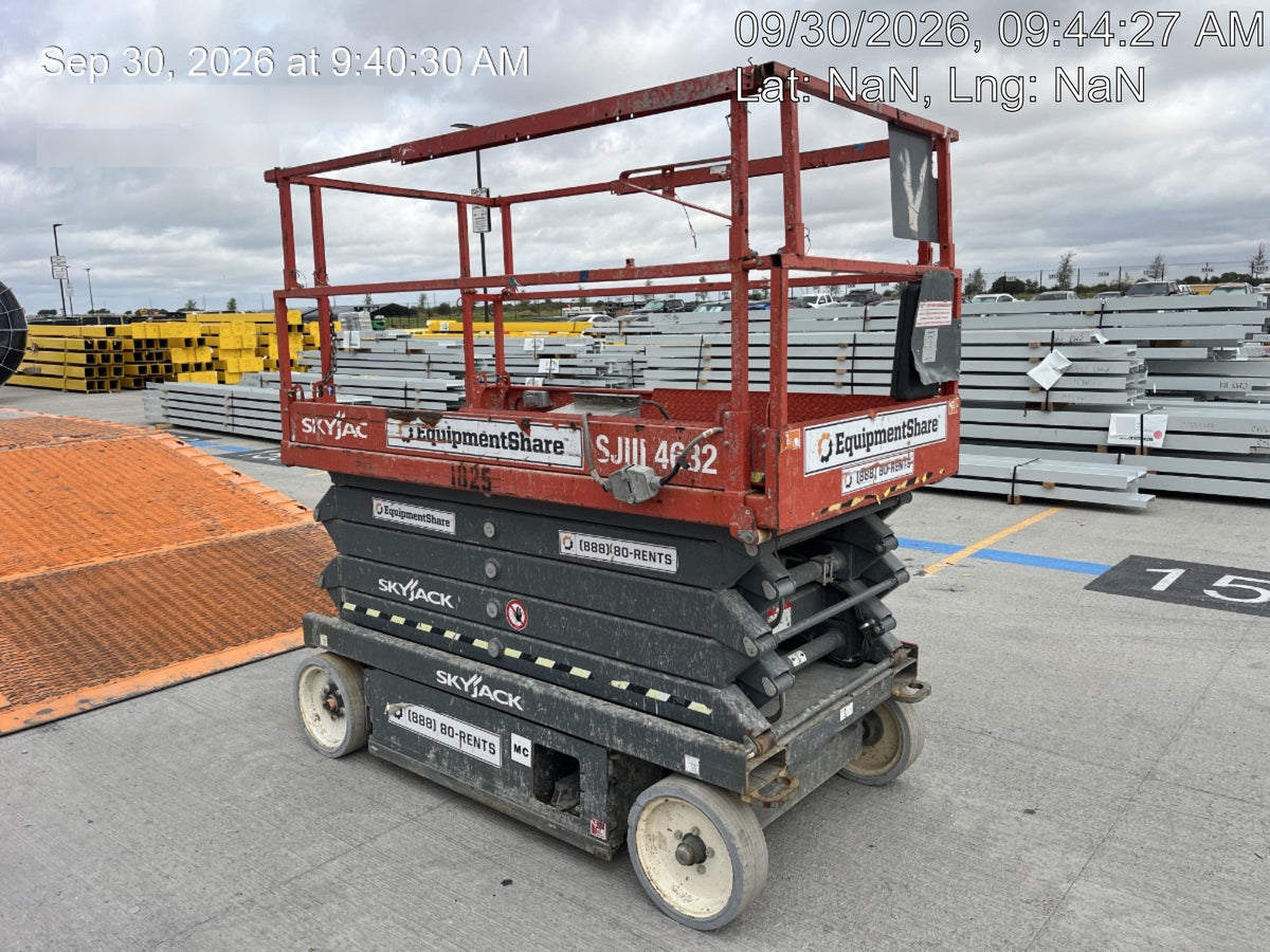 2016 Skyjack SJIII-4632 Skyjack SJ4632 Scissor Lift