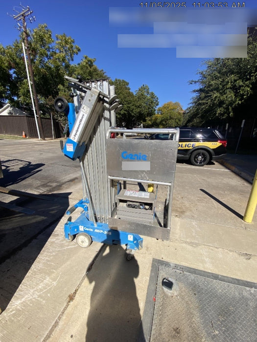 2019 GENIE AWP-30S