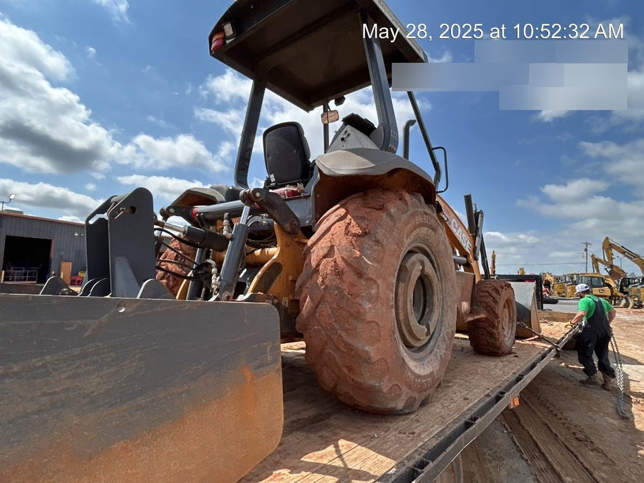 2019 Case 570N EP Canopy, 4WD, GP Front Bucket, Dual Tilt Cylinder, 84" Box Blade w/ Scarifier, Wheel Weights, Beacon