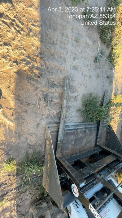 2022 ARROW MATERIAL HANDLING 48" Pallet Forks - Arrow