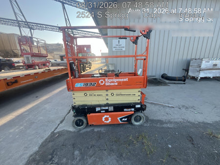 2023 JLG ES1932