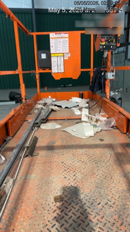 2023 JLG R4045