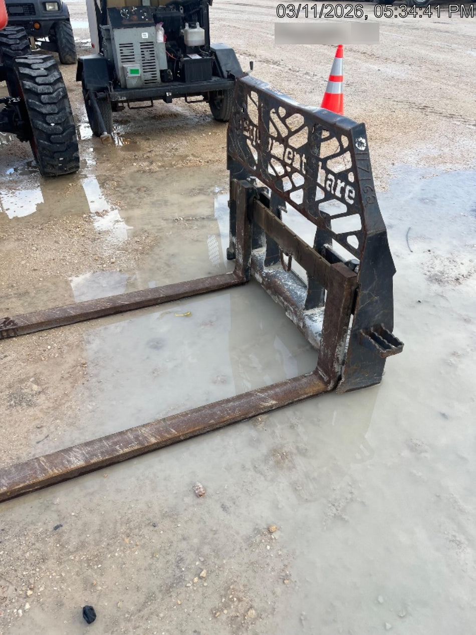 2020 PALADIN 48" Pallet Forks - Paladin