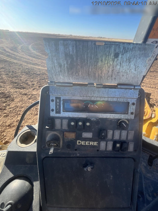 2019 John Deere 310LEP 4WD, Canopy, Standard dipper, ISO Controls, Rear Auxiliary Hydraulics w/Manual QC, Buckets: 12”, 18”, and 24”