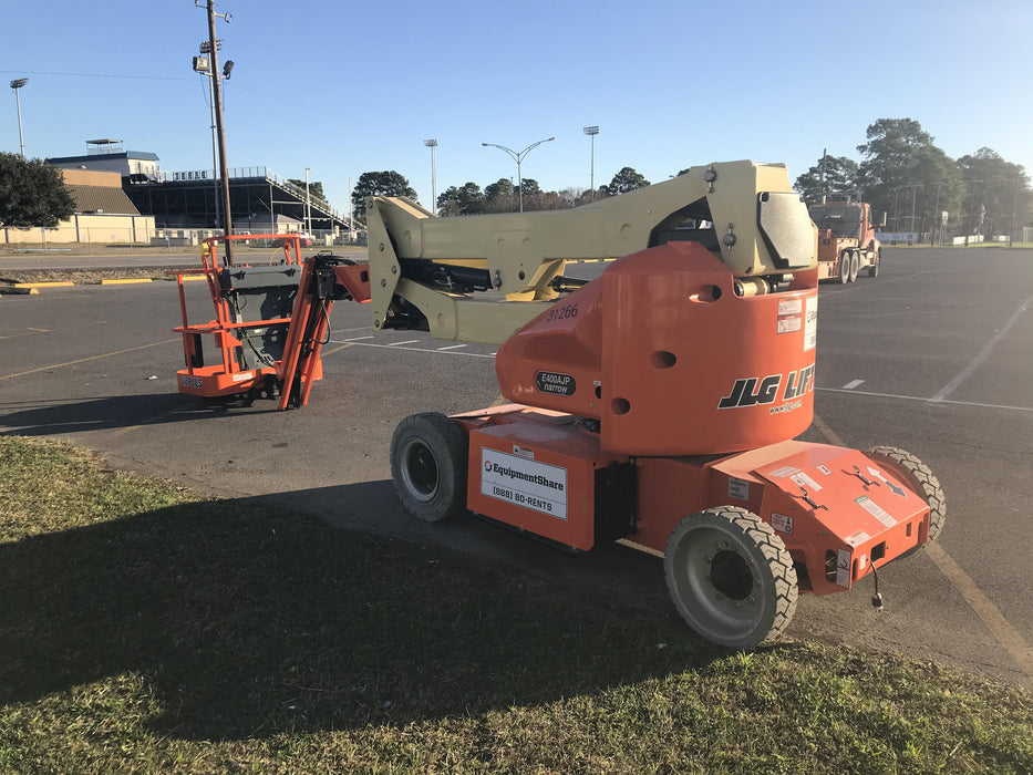 2019 JLG E400AJPN