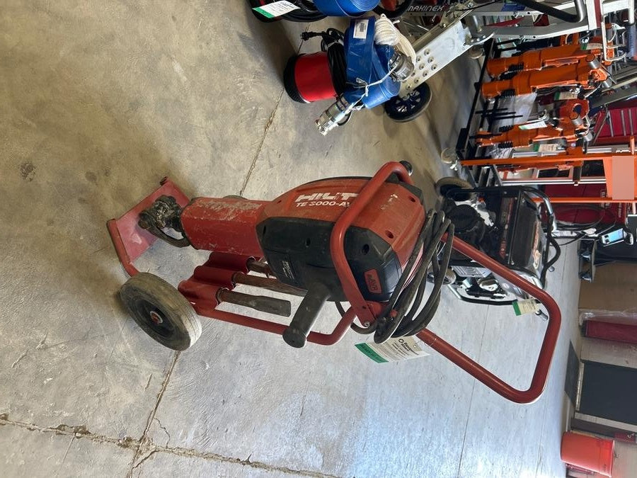 2020 HILTI TE 3000-AVR