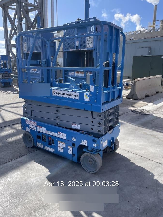 2019 Genie GS-1930 Half Height Swing Gate, 800W Inverter