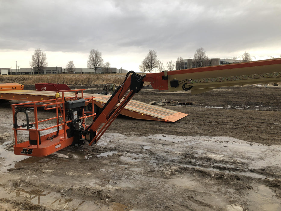 2019 JLG 860SJ