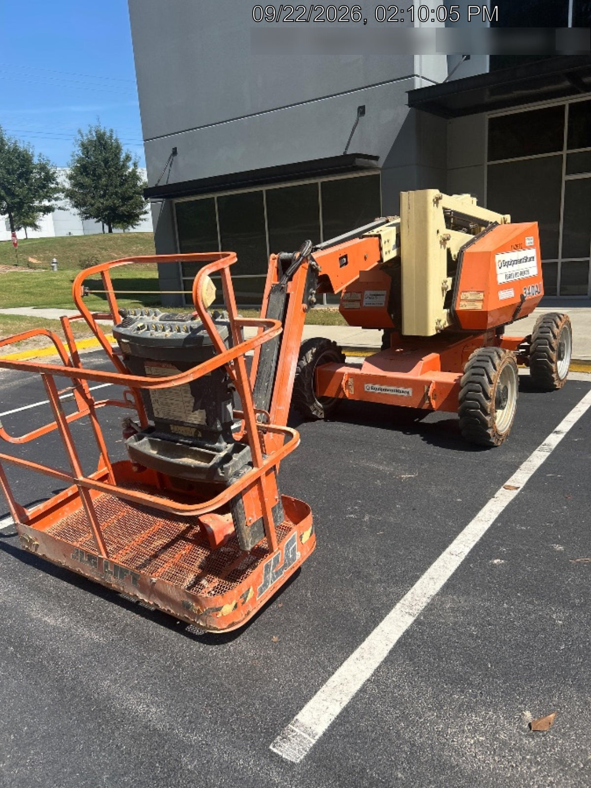 2021 JLG 340AJ