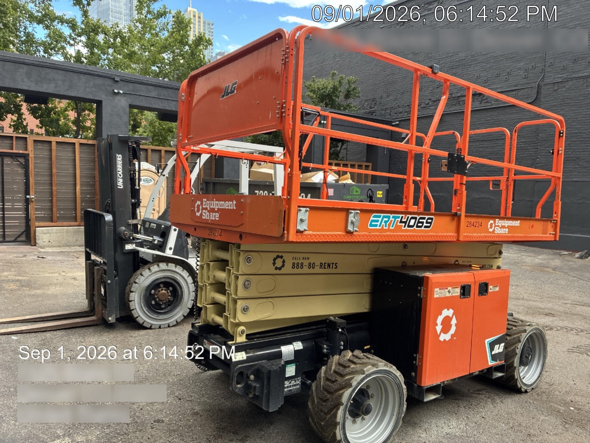 2022 JLG ERT4069