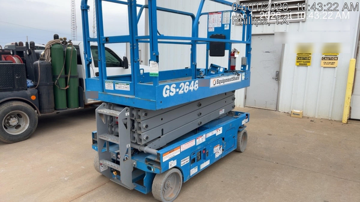 2019 Genie GS-2646 folding rails with full height swing gate