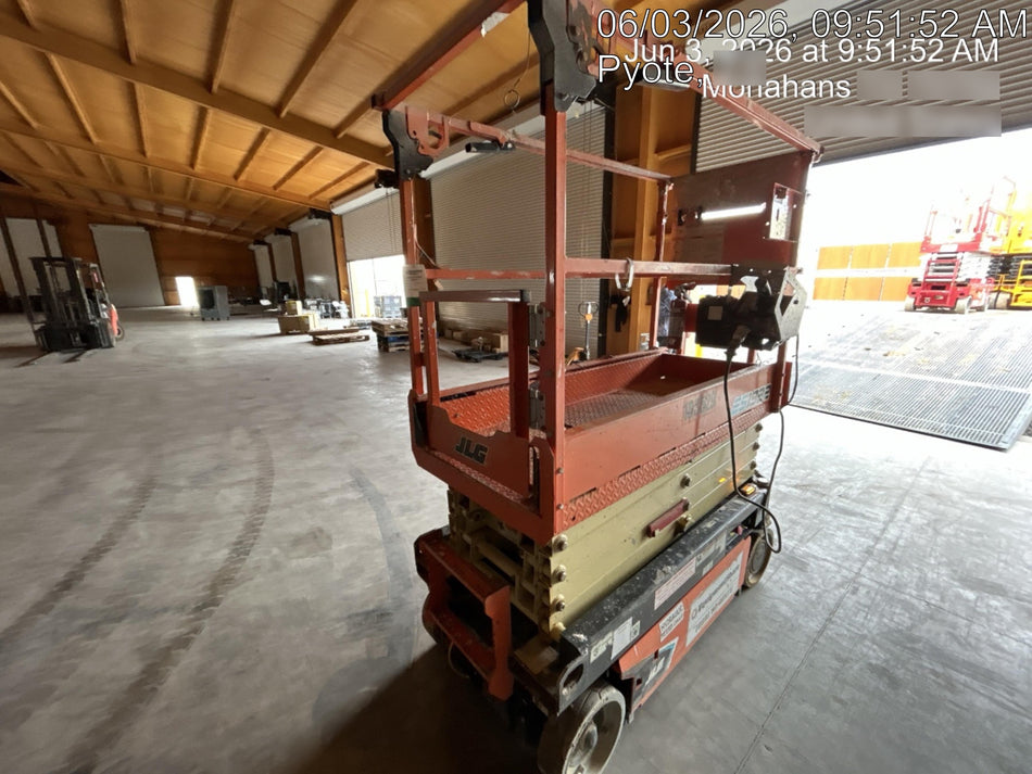 2021 JLG ES1932
