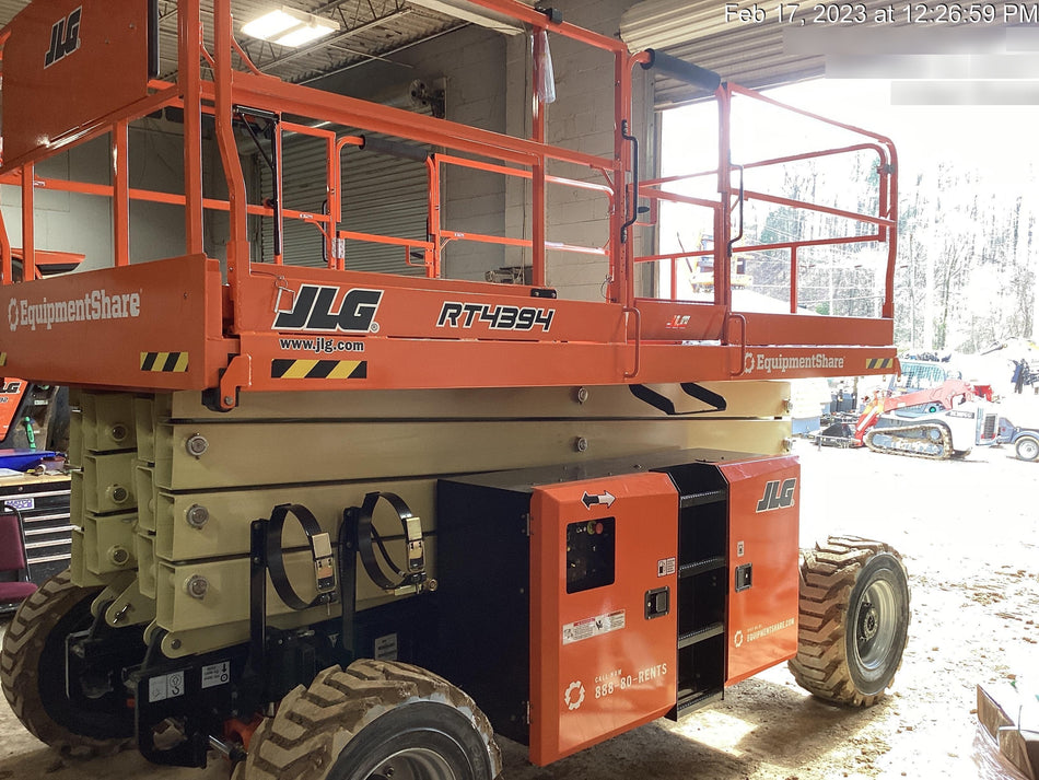 2023 JLG RT4394