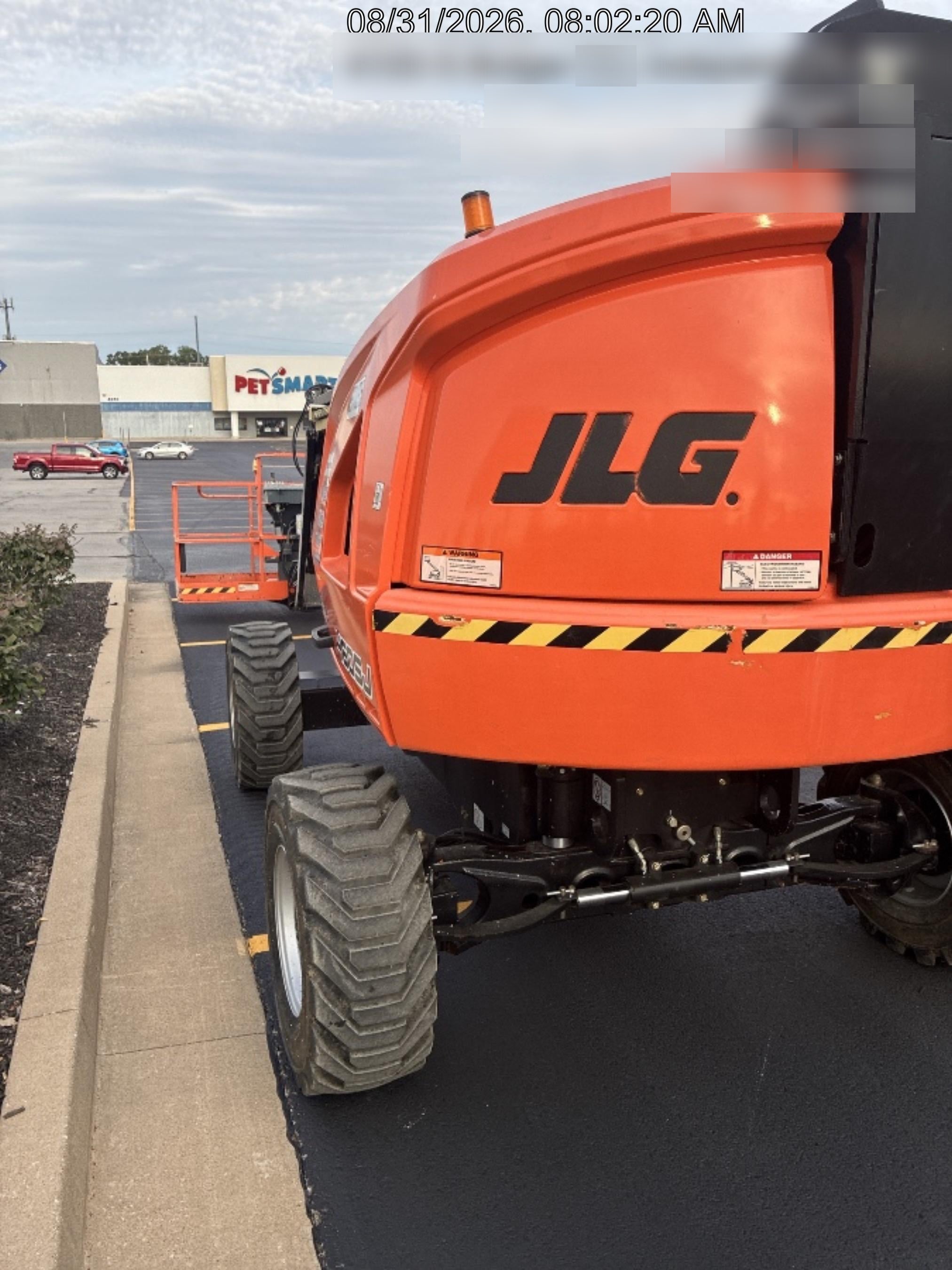 2023 JLG 460SJ