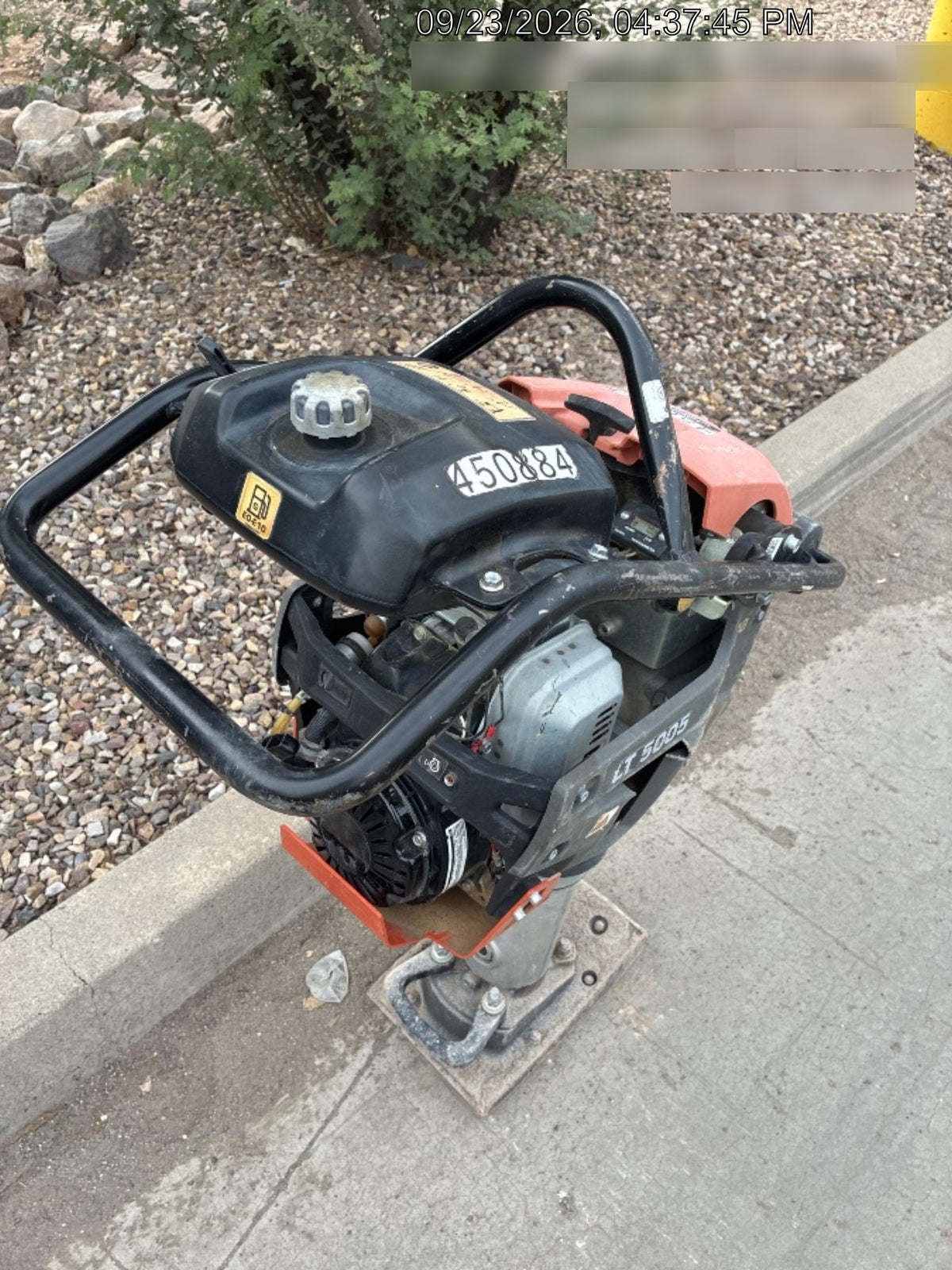 2024 HUSQVARNA LT5005