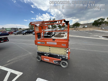 2021 JLG ES1932