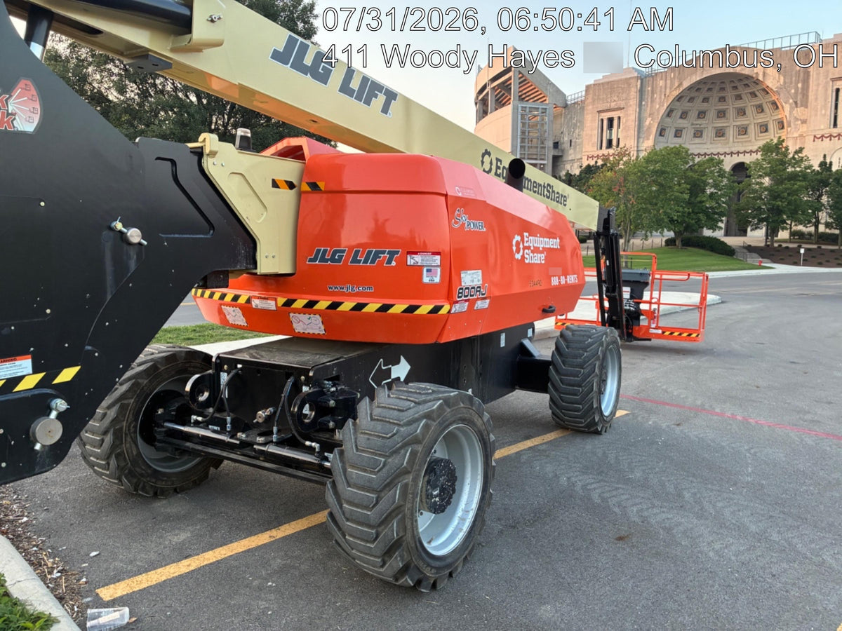2025 JLG 800AJ