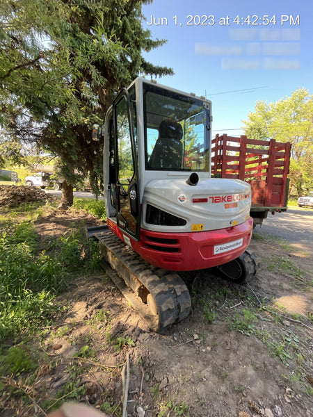 2022 TAKEUCHI TB250-2CR