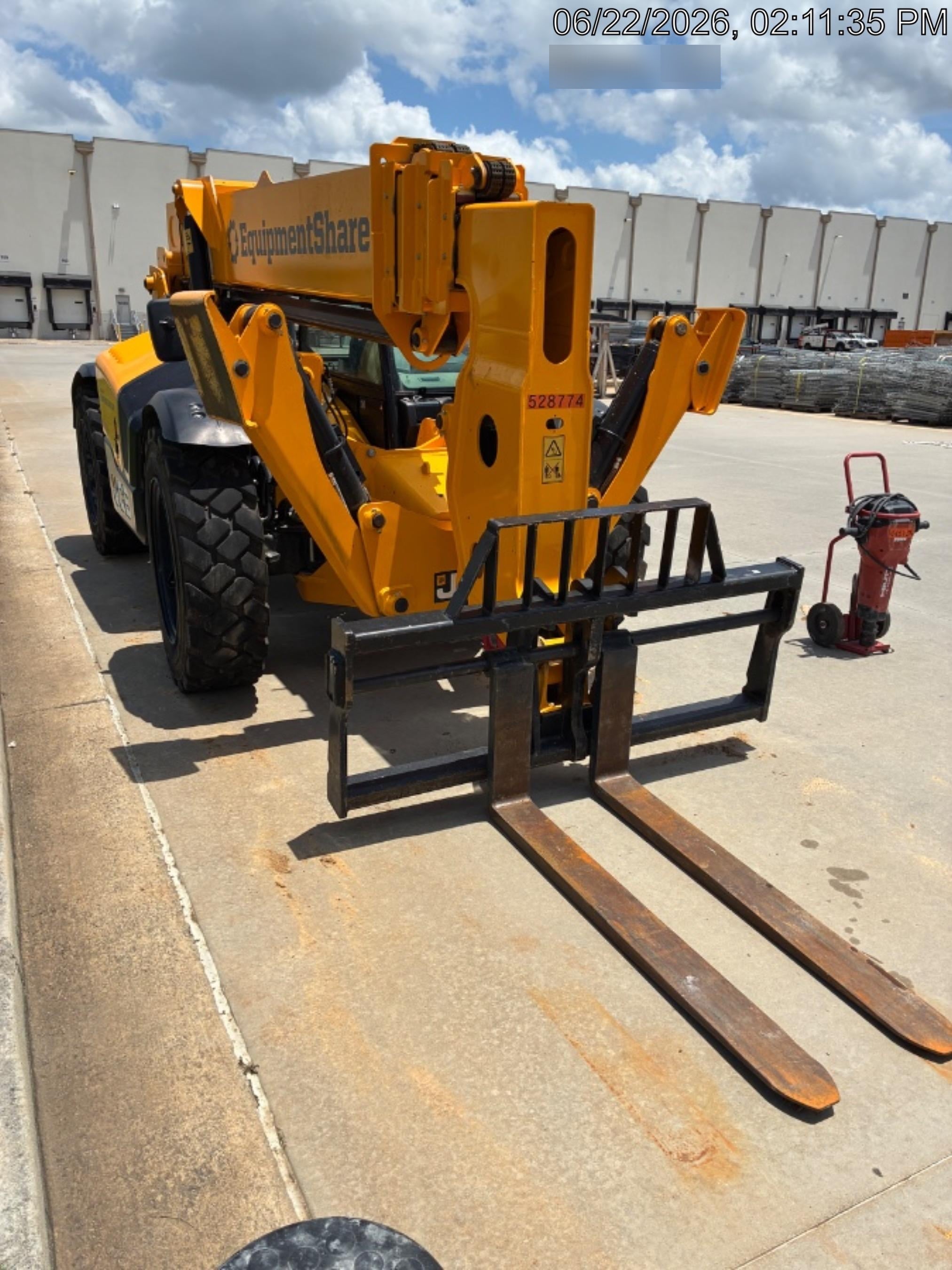 2025 JCB 510-56