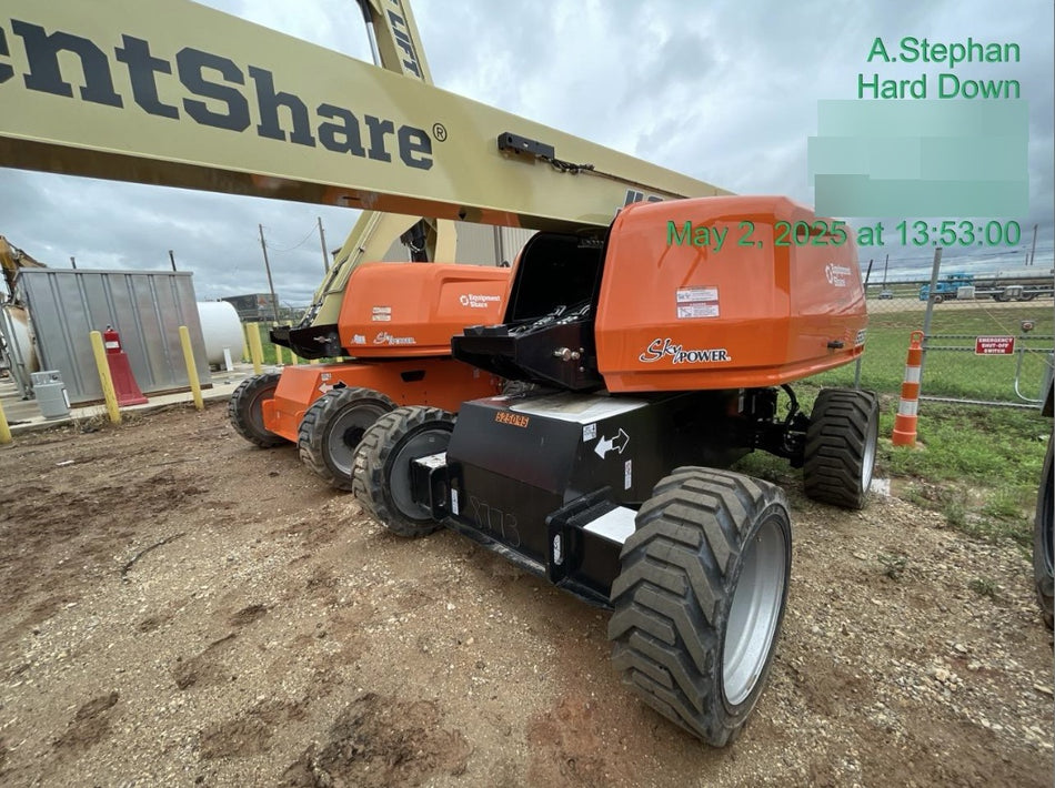 2025 JLG 660SJ