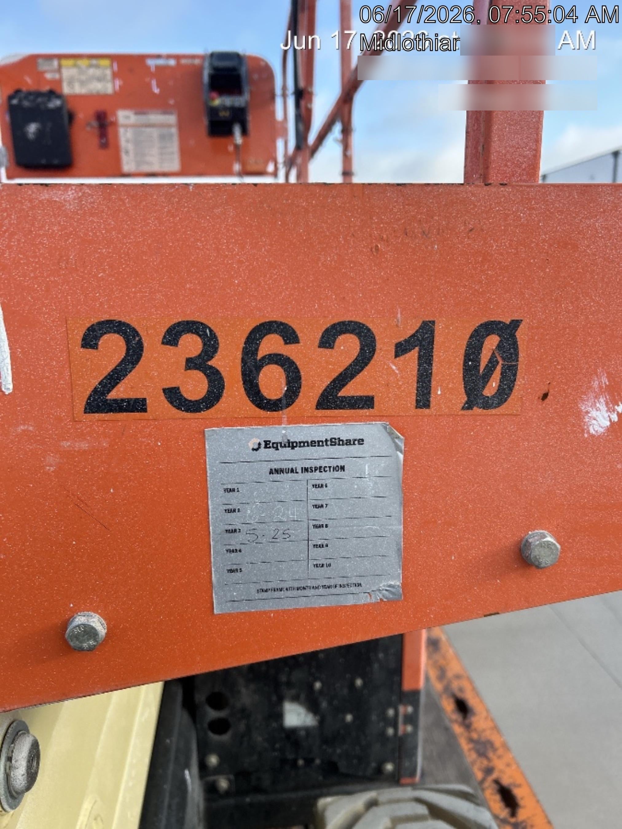 2022 JLG RT4069