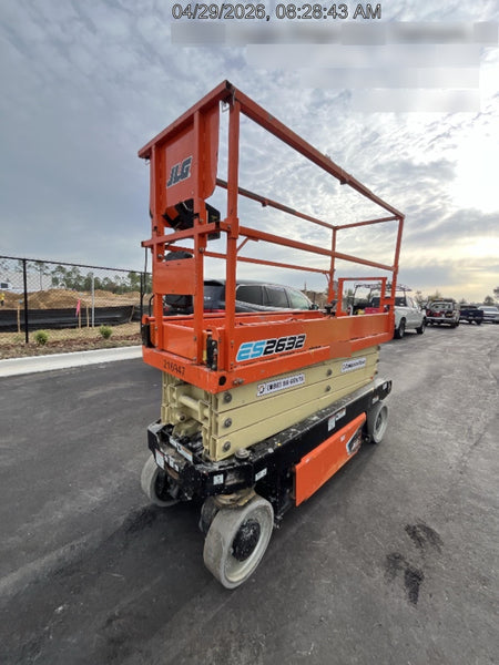2022 JLG ES2632