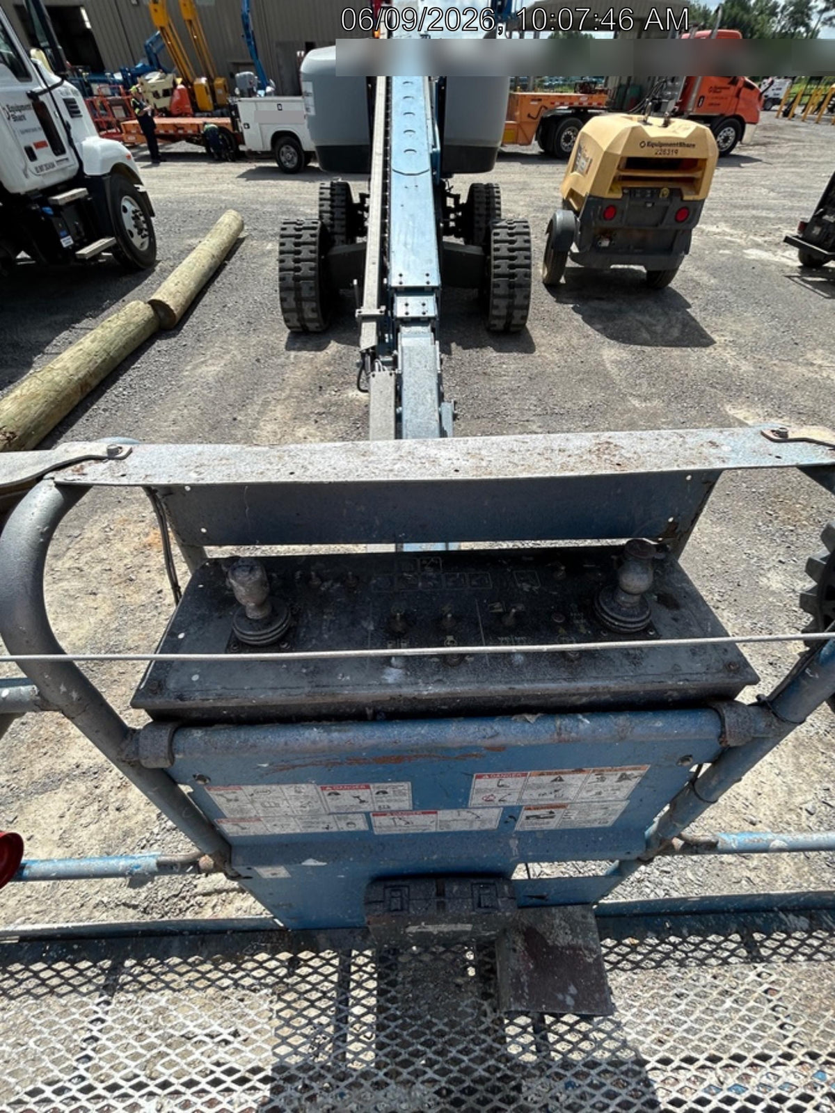 2019 GENIE S-65 TRAX