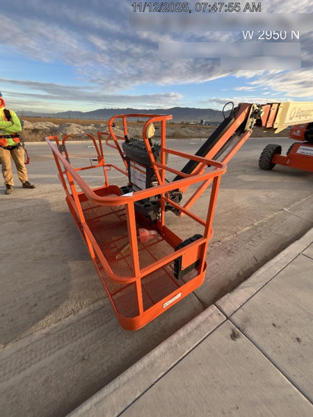 2021 JLG 660SJ