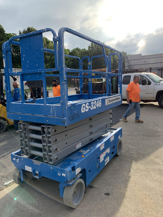 2020 Genie GS-3246 Standard, Folding full height swing gate