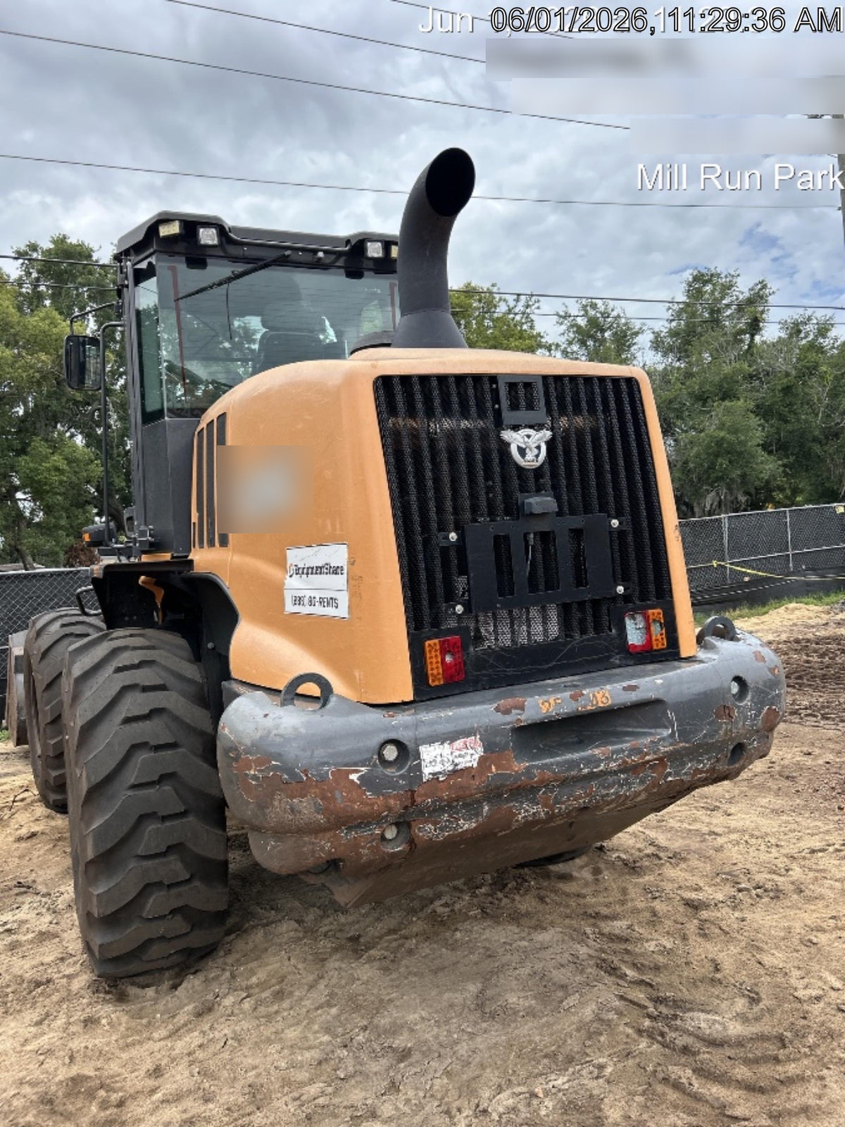 2022 CASE 621G