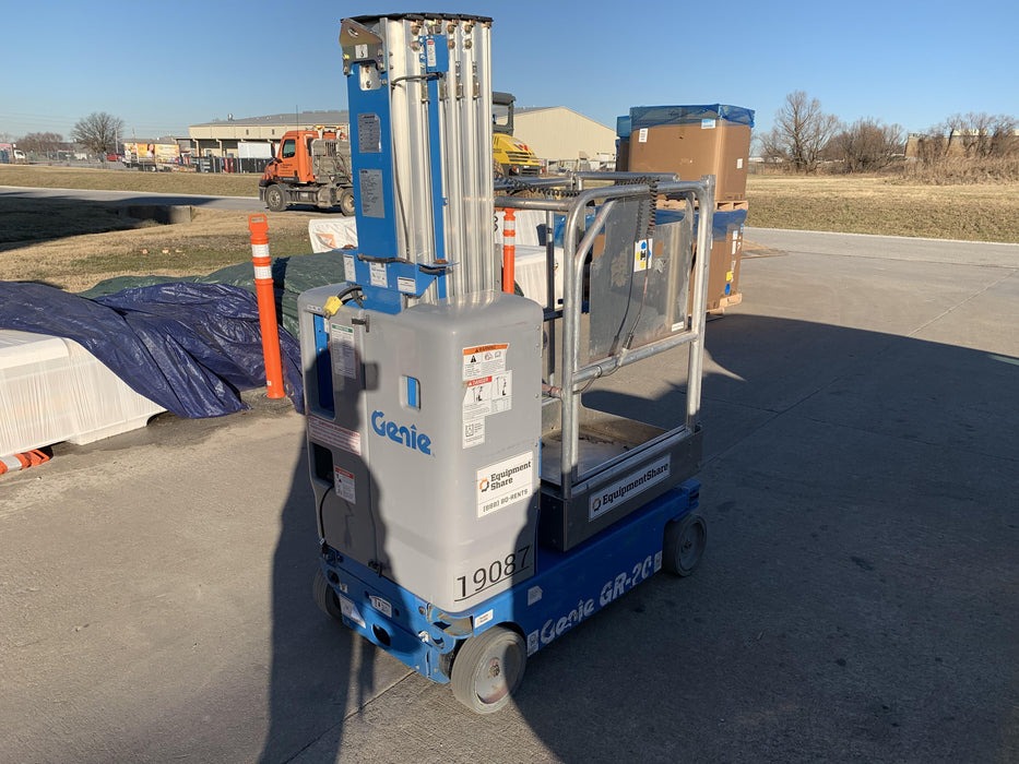 2018 GENIE GR-20
