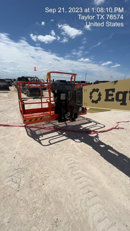 2023 JLG 600S