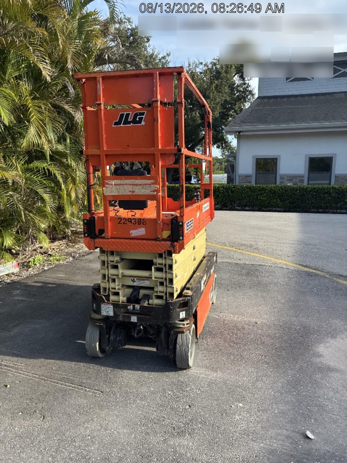 2022 JLG ES1932