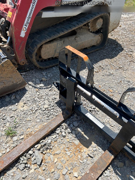 2022 TAKEUCHI TL8R2-CR
