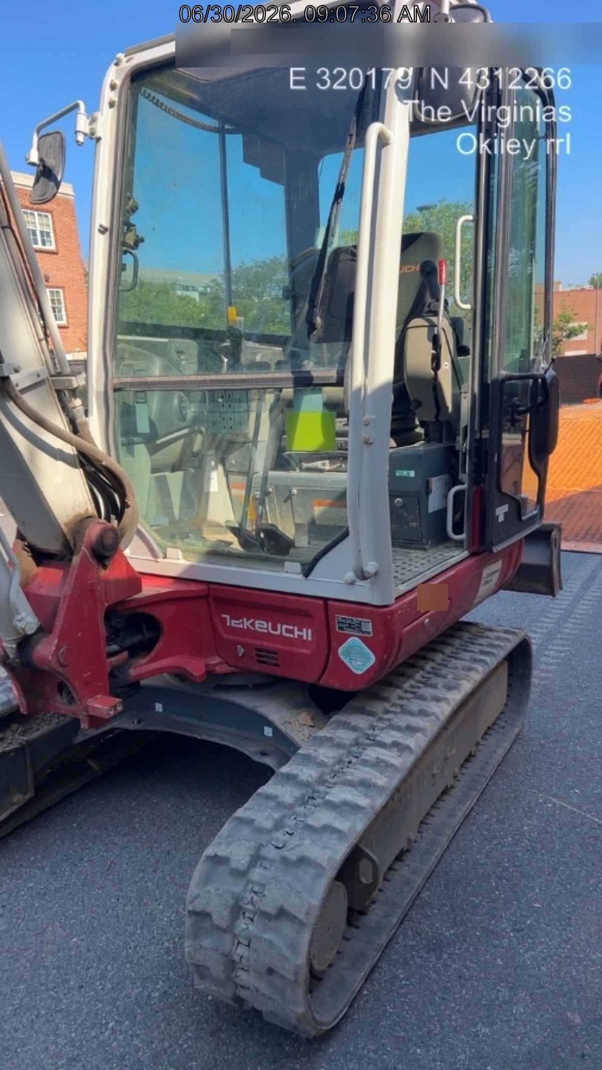 2021 TAKEUCHI TB235-2CR