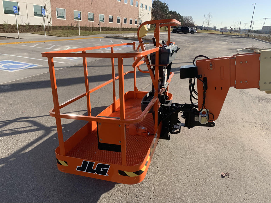 2020 JLG 600S