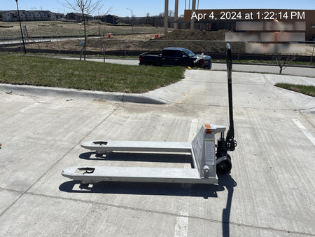 2022 STRONGWAY 4400 lb Pallet Jack