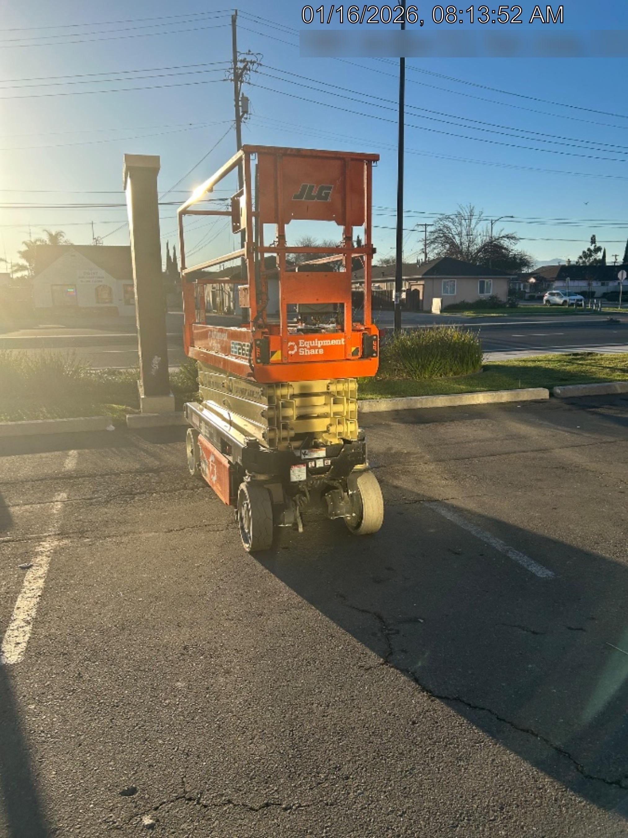 2022 JLG ES2632