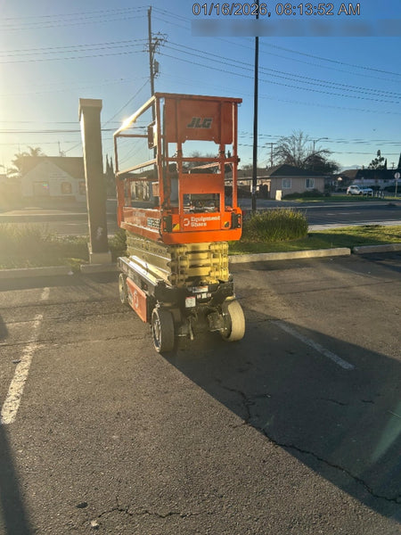 2022 JLG ES2632