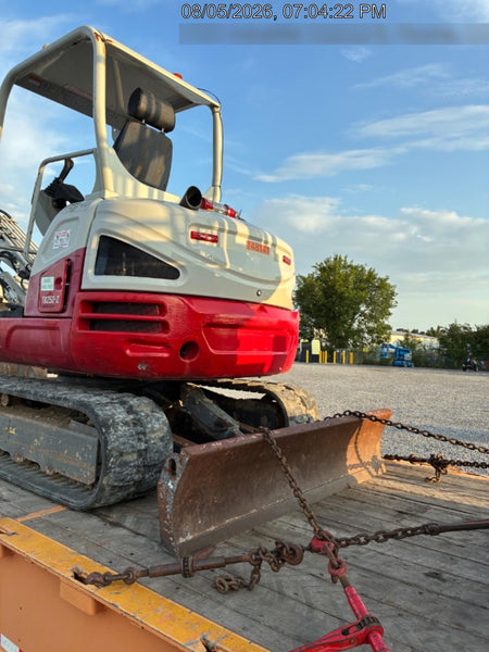 2021 TAKEUCHI TB250-2