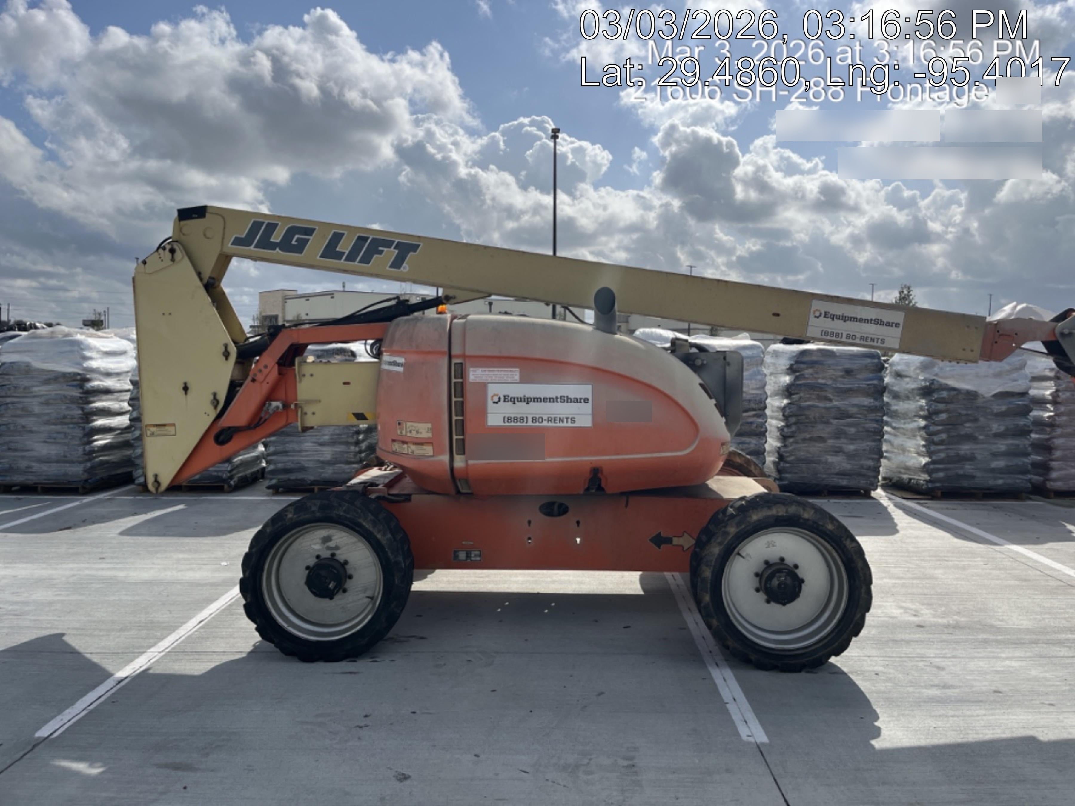2019 JLG 600AJ