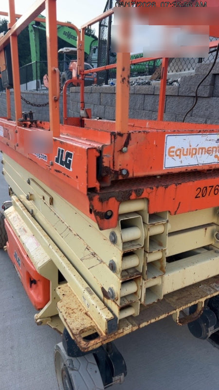 2016 JLG 3246ES